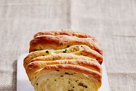 pull apart herb bread