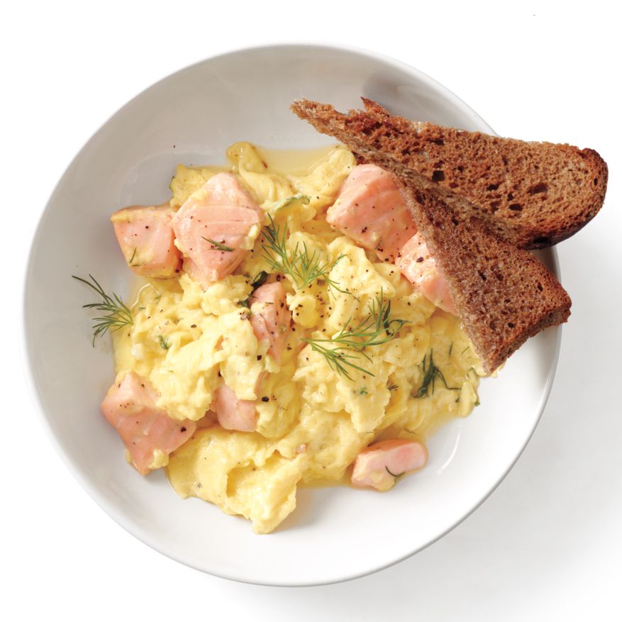 scrambled eggs with smoked salmon
