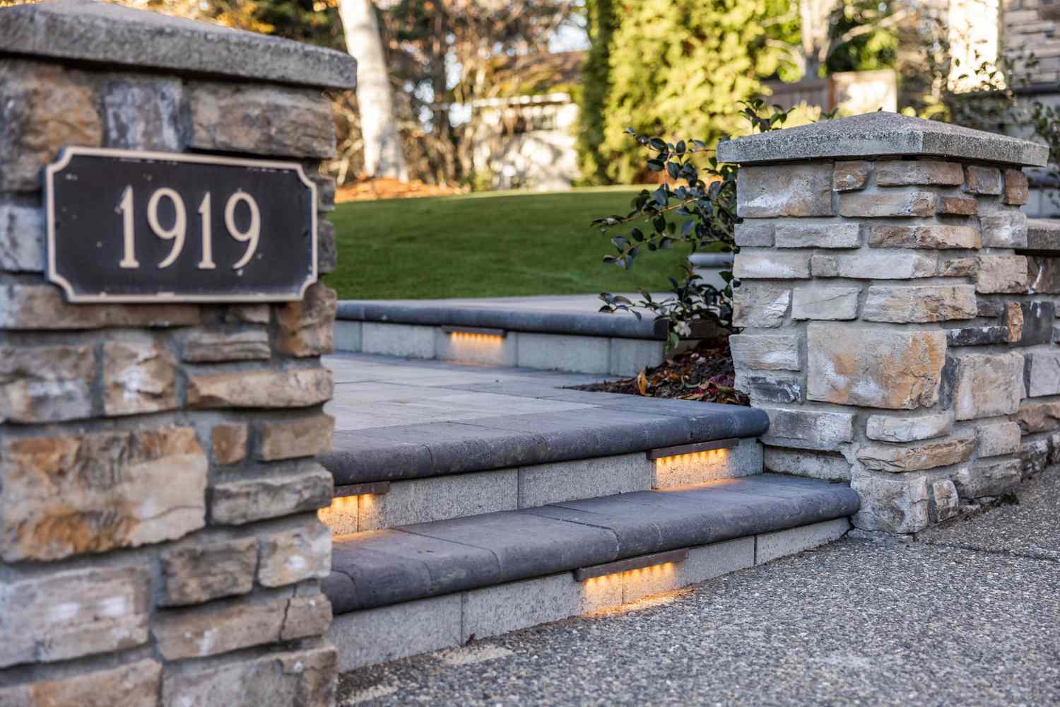 embedded stair lighting