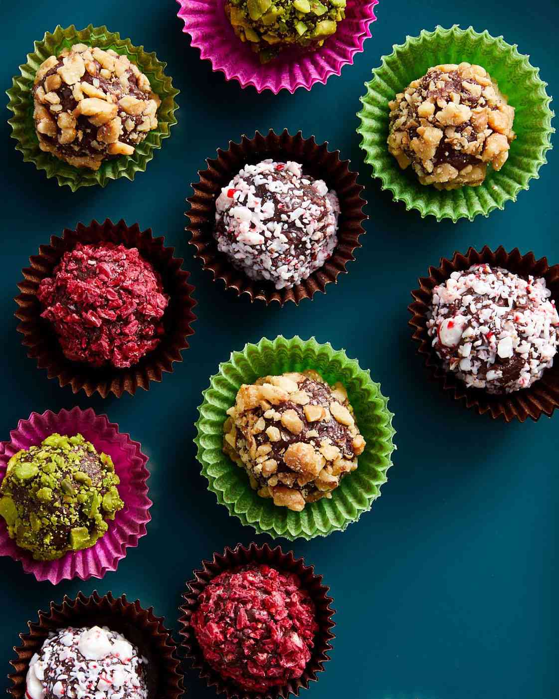 easy fudge bites in paper cups