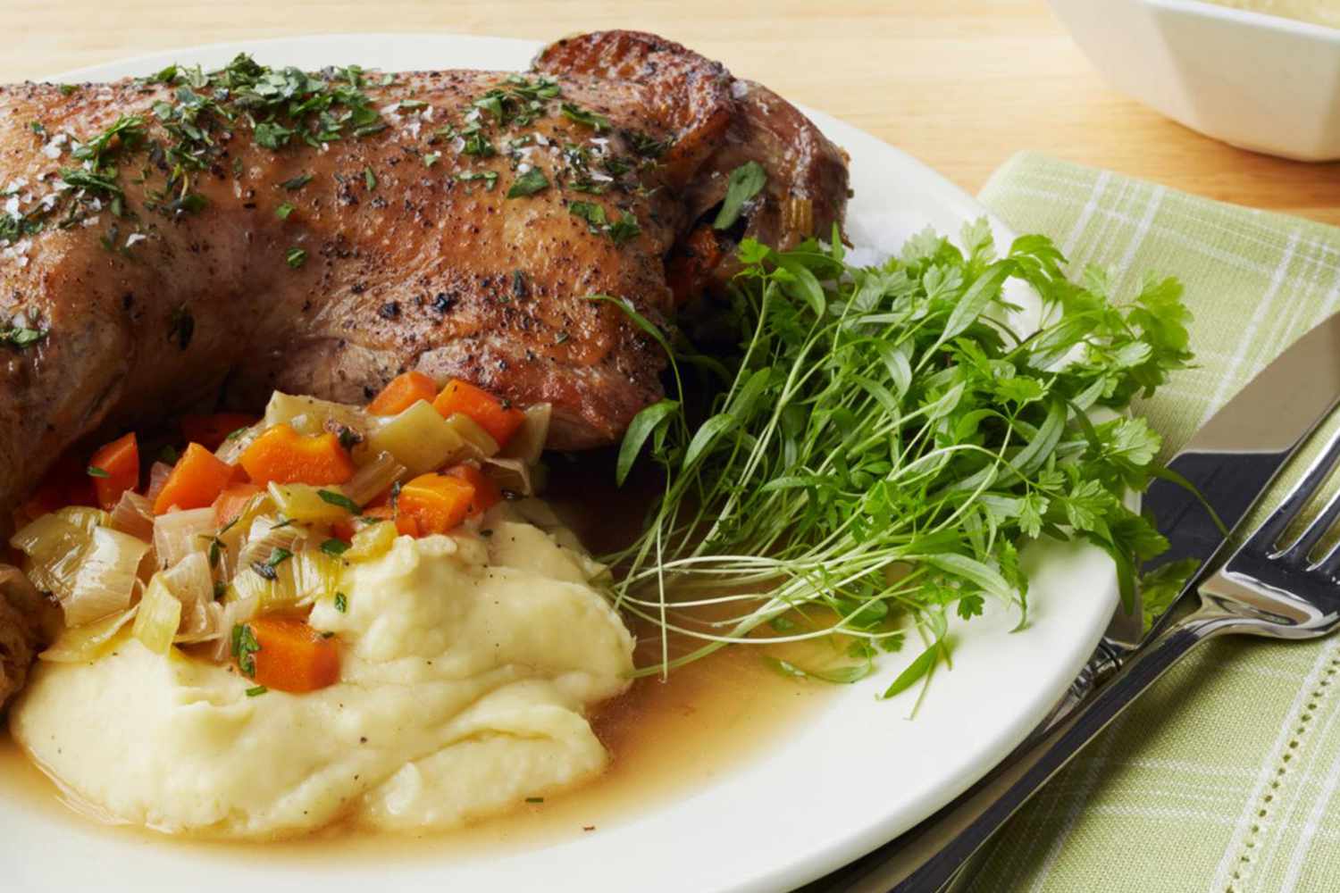 braised turkey leg with mashed potatoes