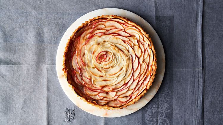 apple rose tart dessert