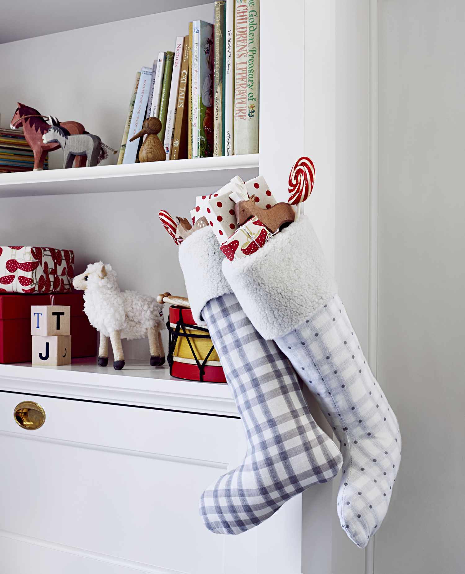 plaid-stockings-103173858