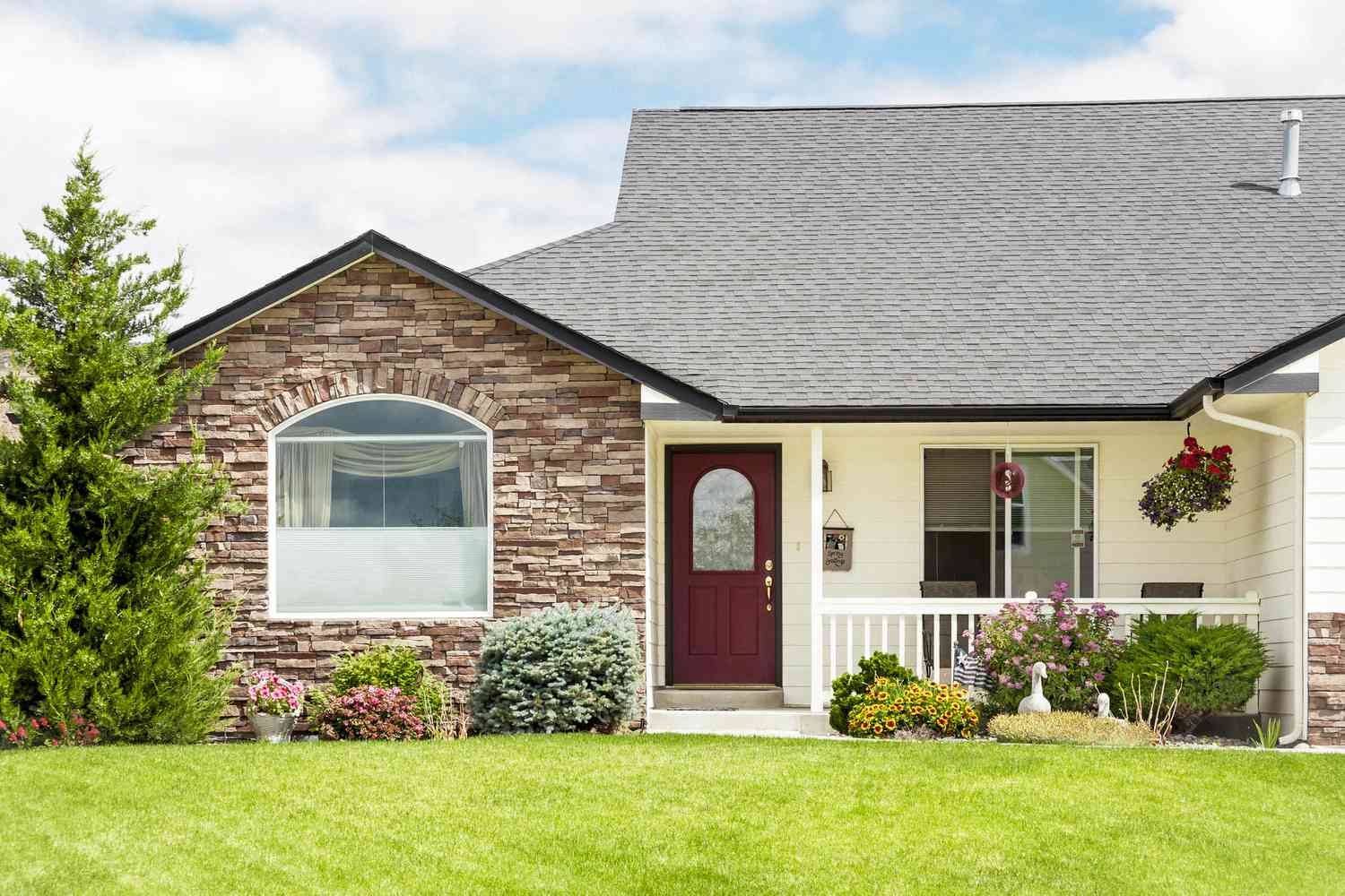 small front yard with landscaping