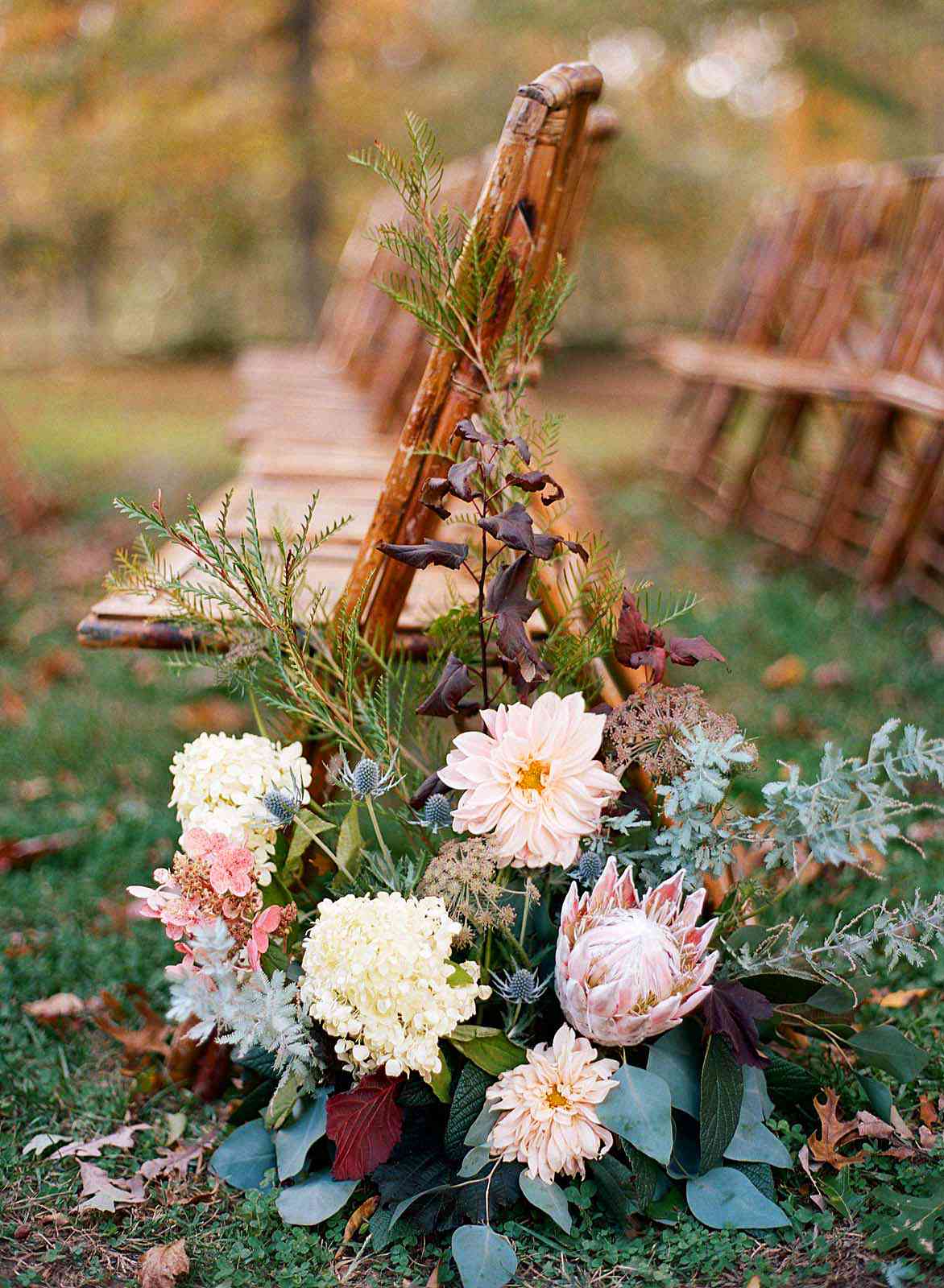 meg nick wedding ceremony flowers