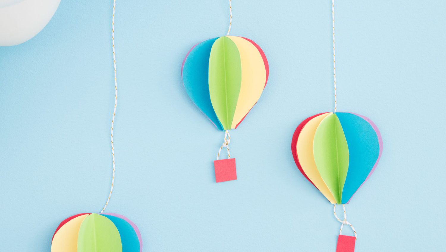 paper hot air balloons