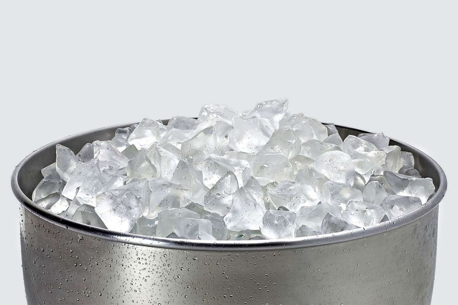 ice-cup-filled-103024216-2000-silo