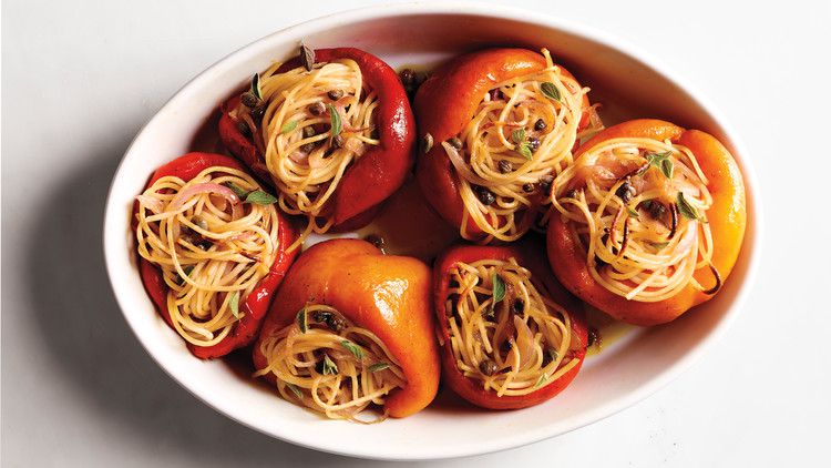 pasta-spaghetti-stuffed-peppers-0026-d111697r.jpg