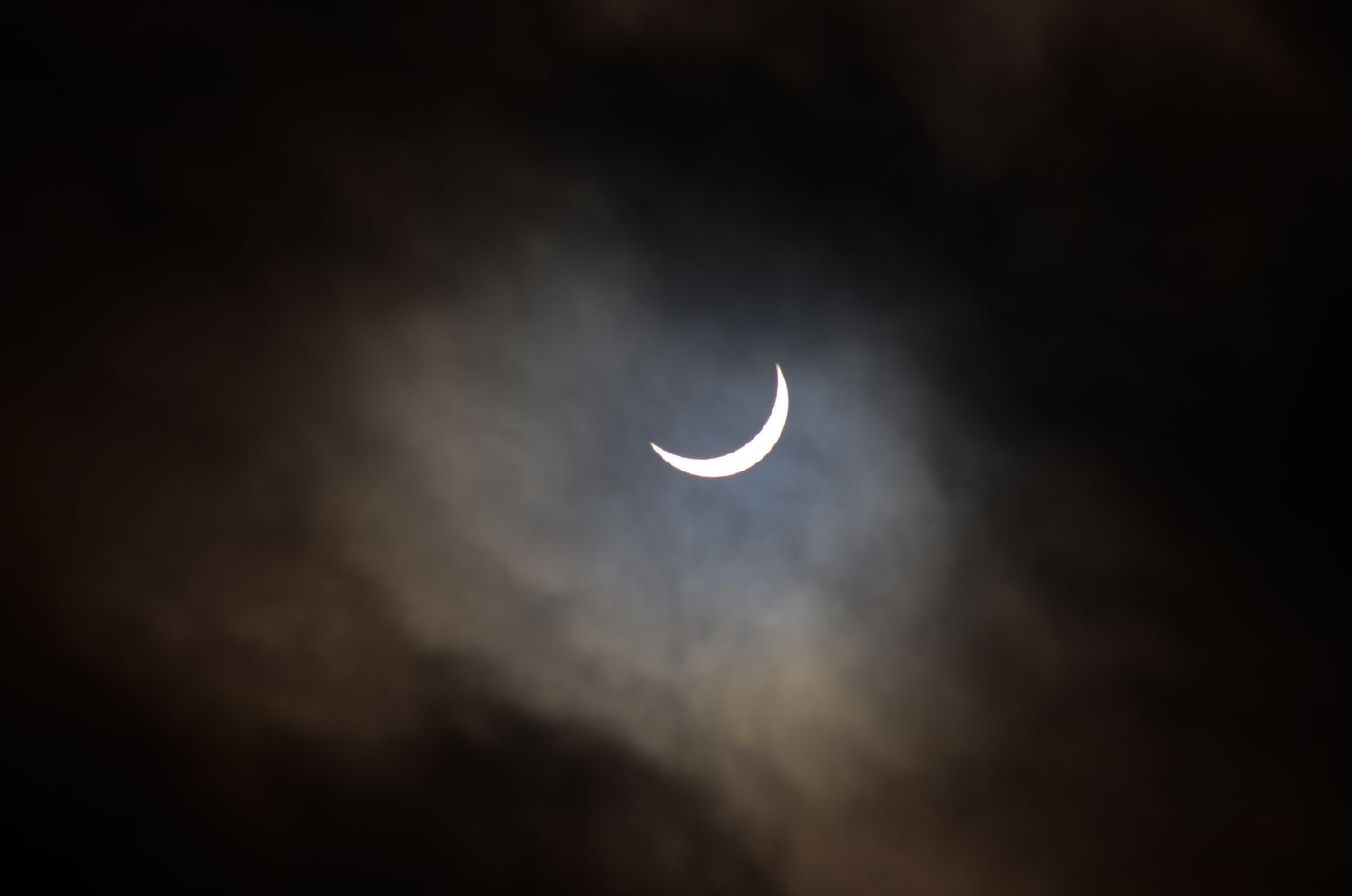 A few minutes before the total eclipse on 20-03-2015 in Runcorn, UK.