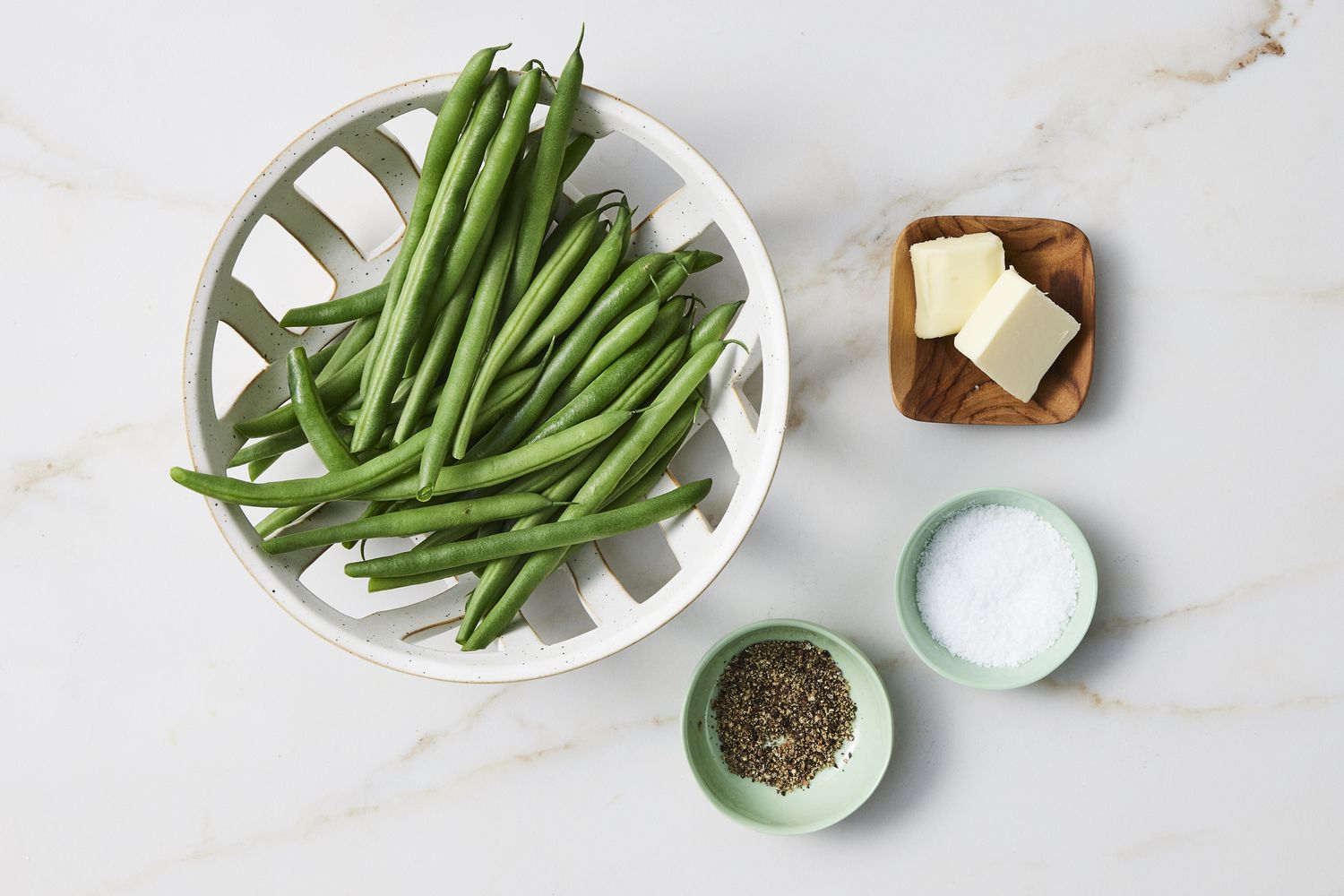 green beans, butter, salt and pepper