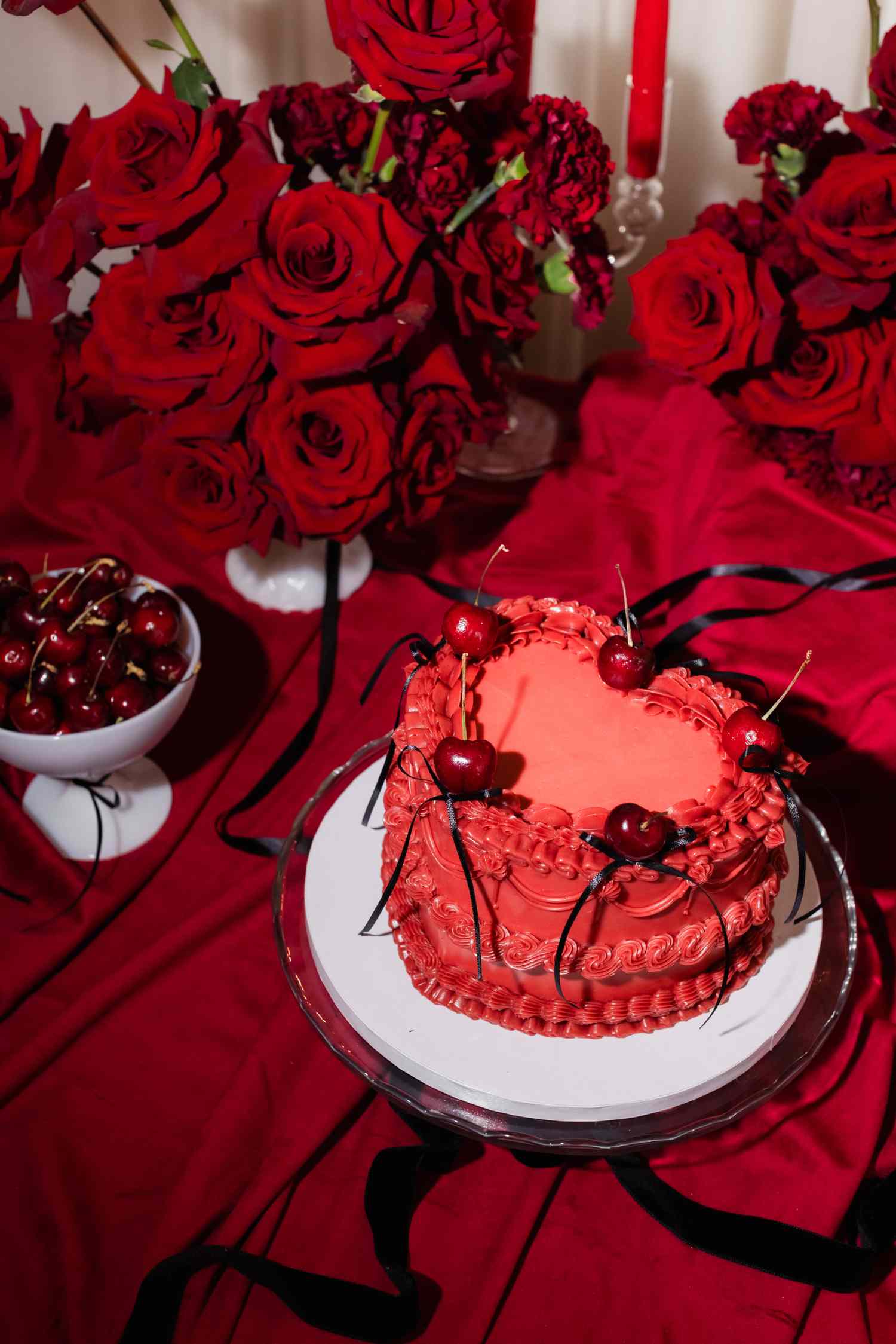 Nostalgic Wedding Cake Trend