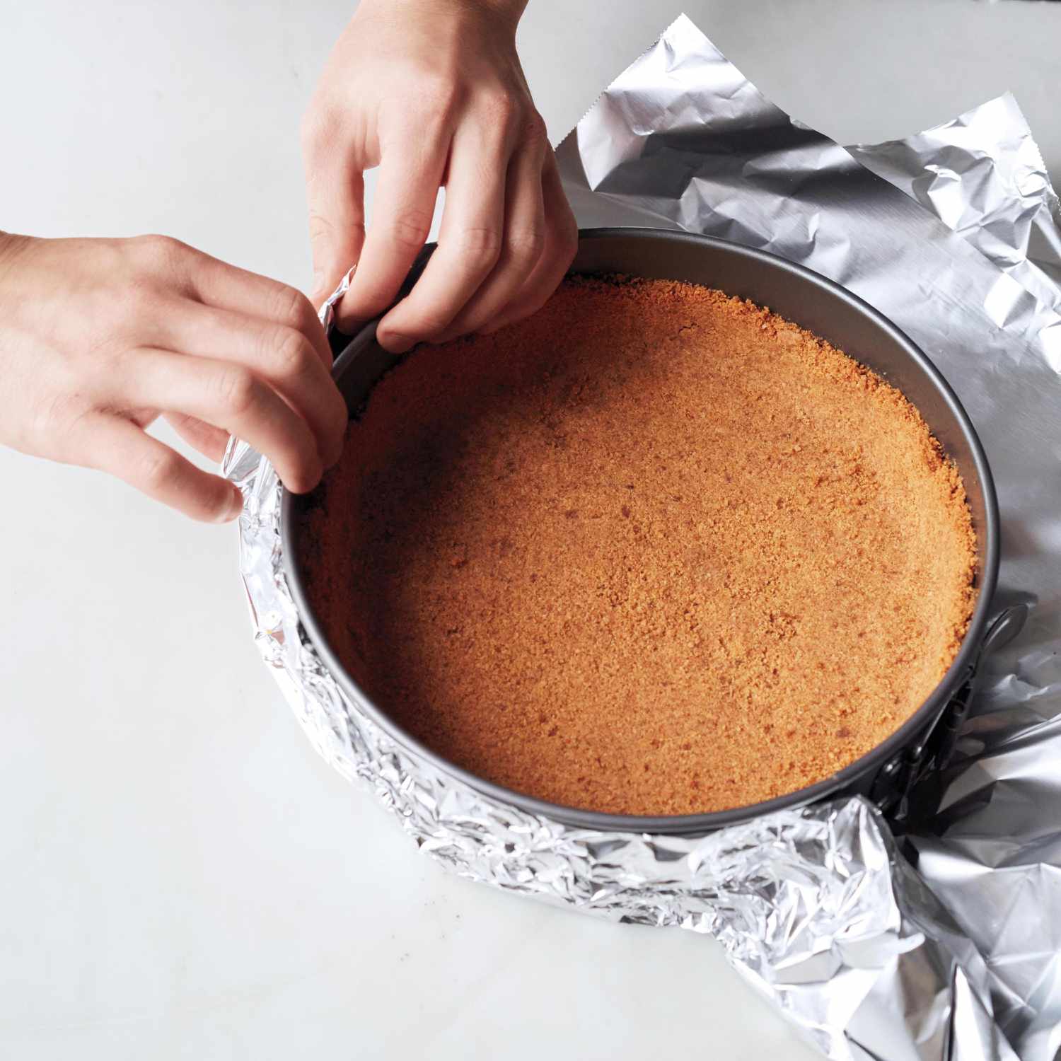 wrapping springform pan in aluminum foil