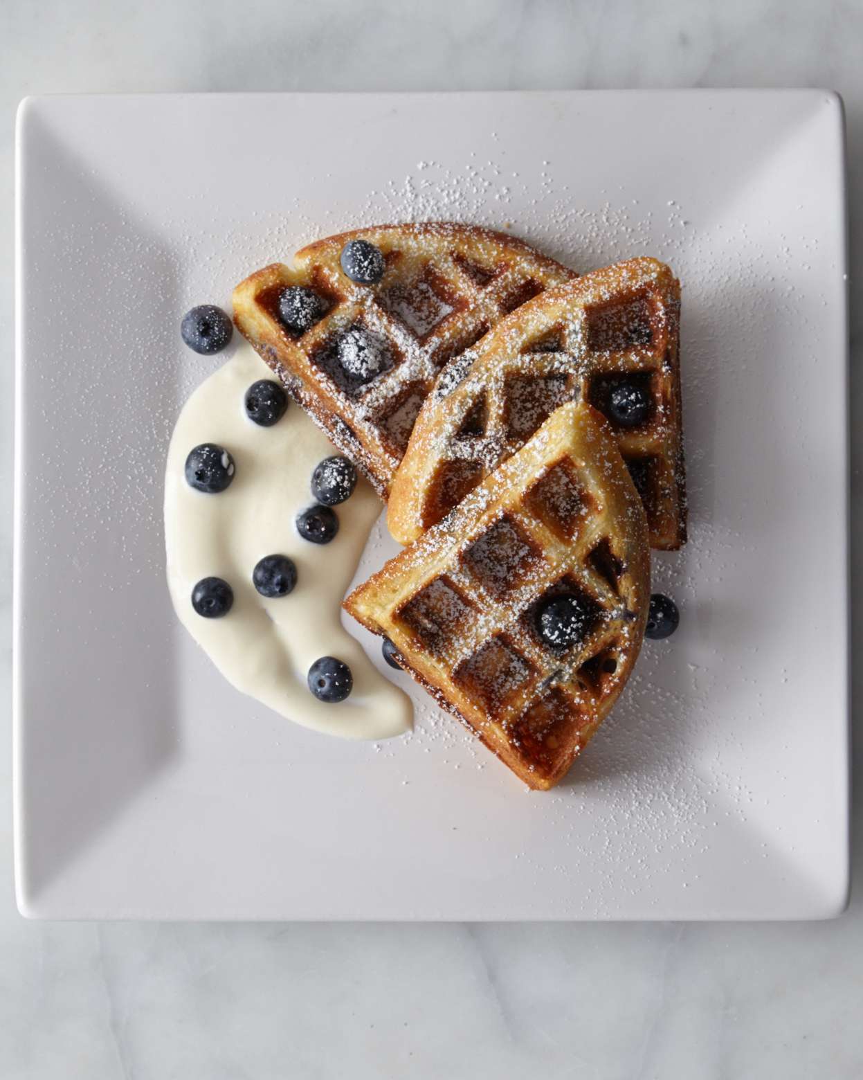 blue-berry-waffles-0511-d112420.jpg