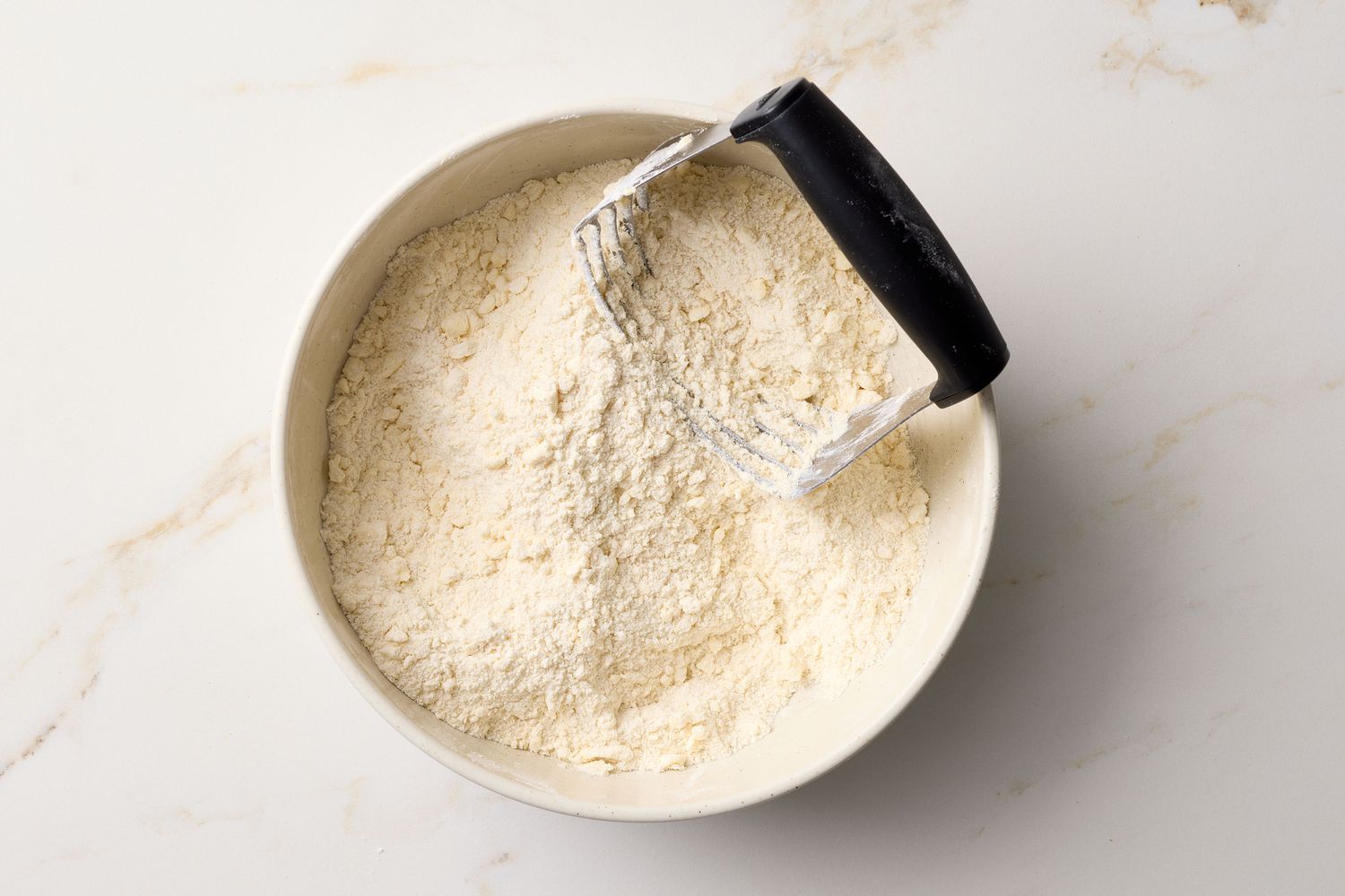 Strawberry Rhubarb Coffee Cake