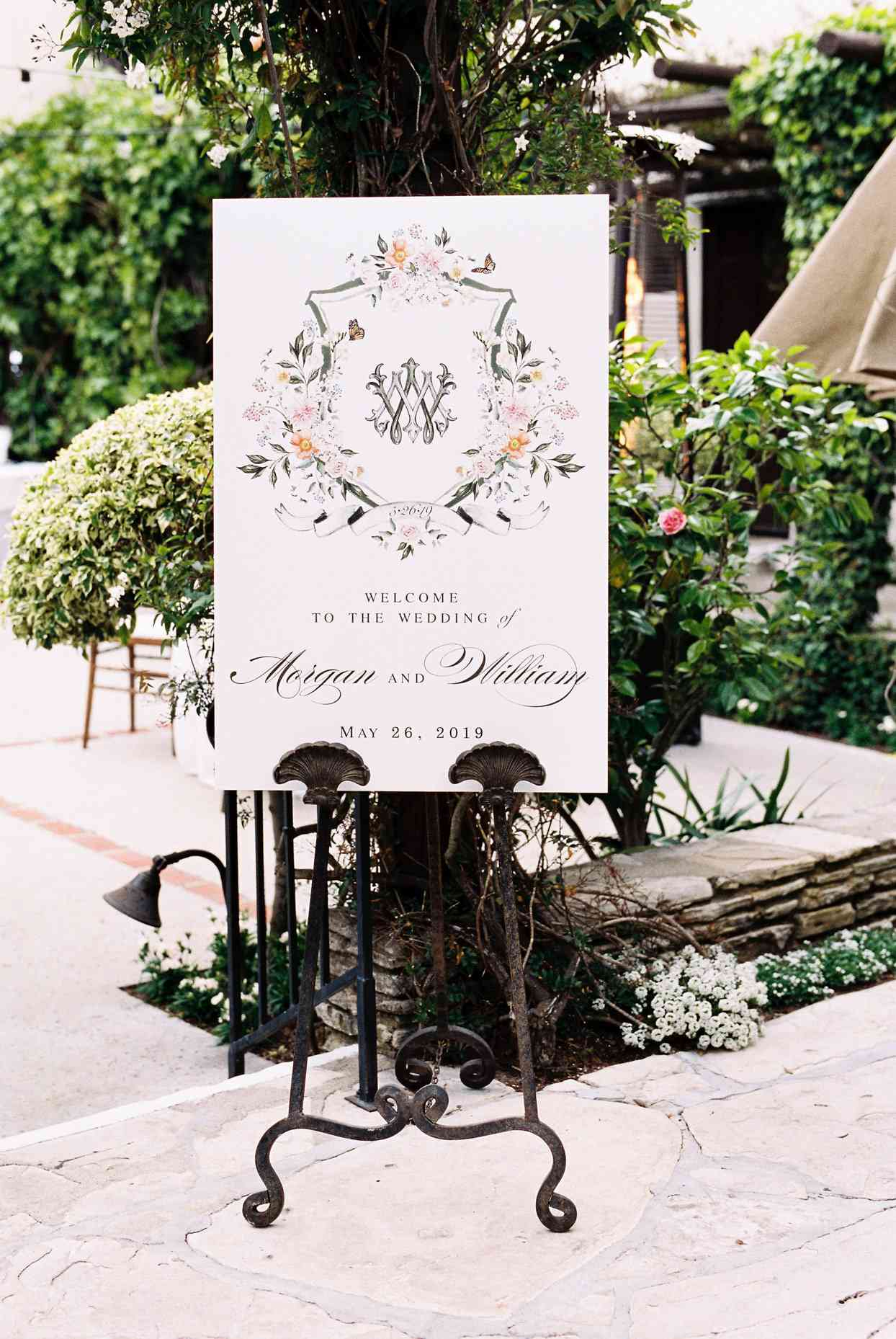 wedding welcome sign in garden