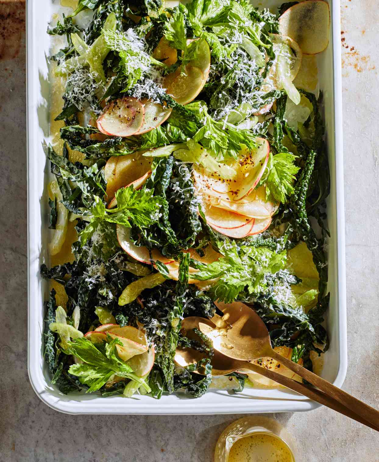 kale-and-apple salad