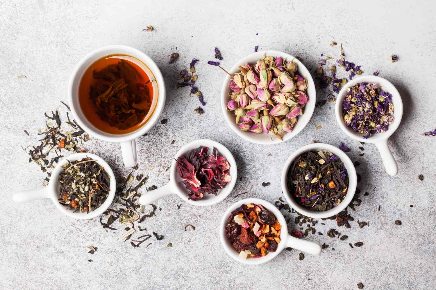 various types of loose leaf tea 