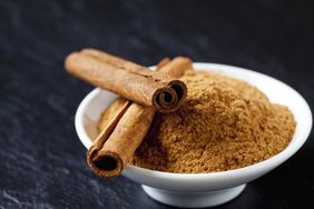ground cinnamon in bowl