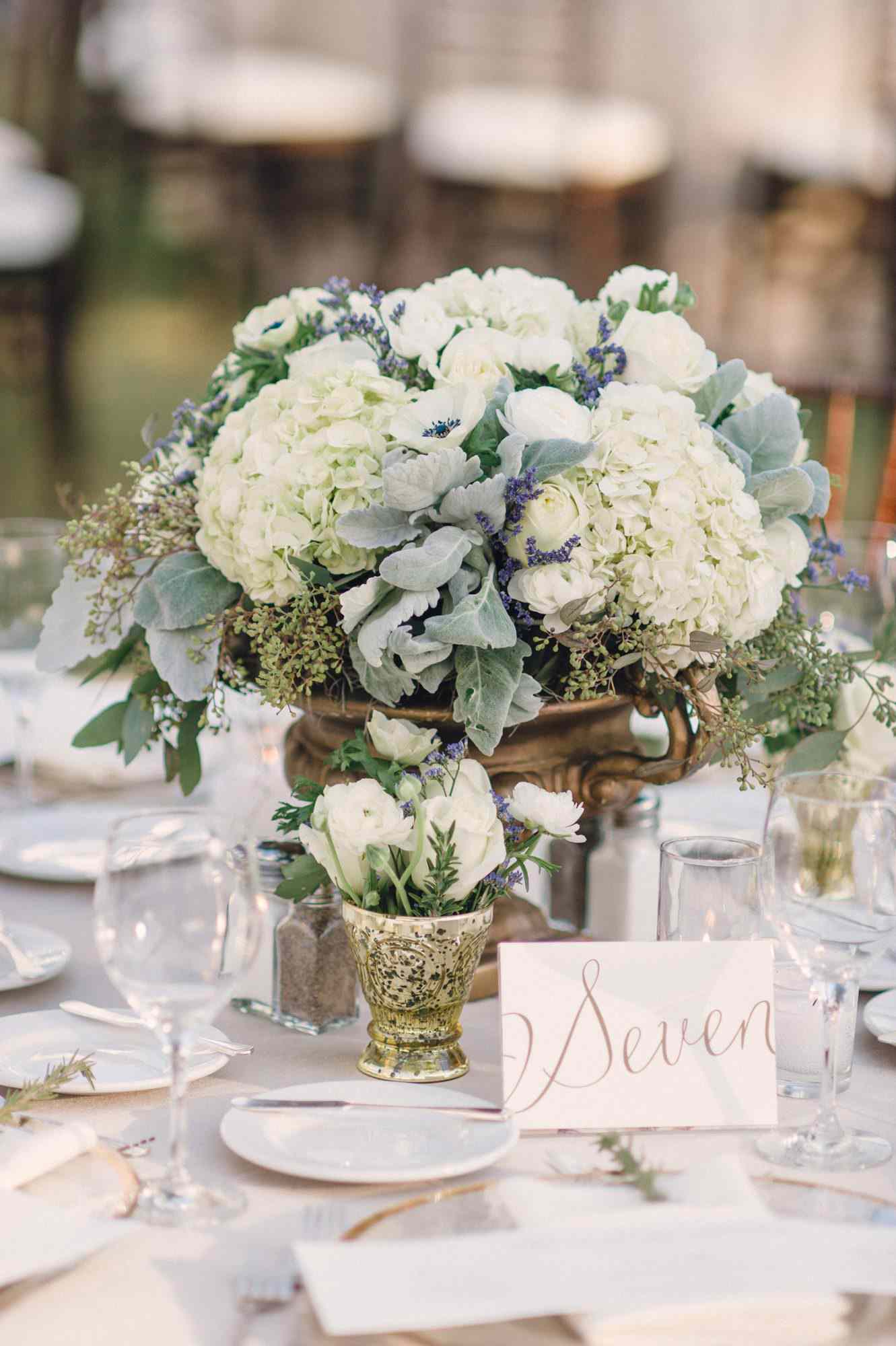 classic centerpieces we heart photography