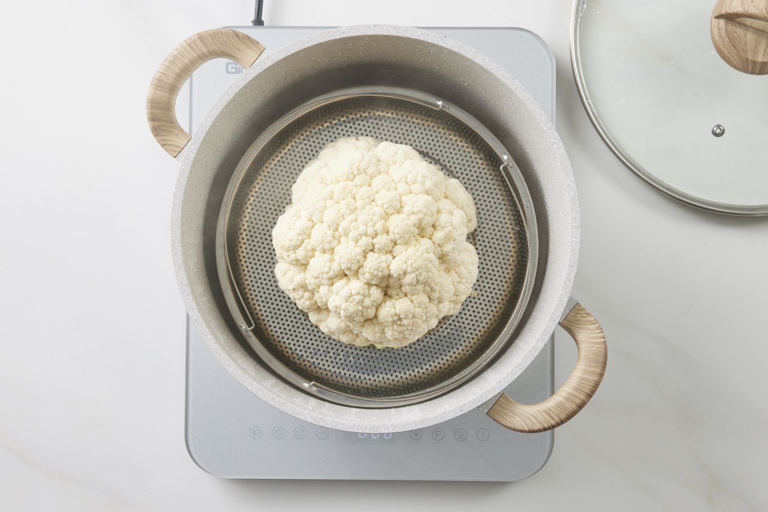 Grilled Cauliflower with Spiced Yogurt Sauce