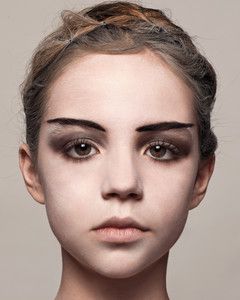 miss-monstrous-makeup3-0814_vert