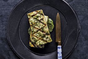 Tofu with pesto