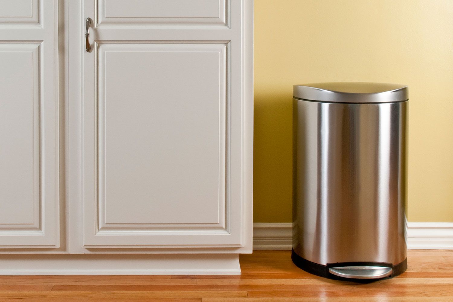 Trash bin in kitchen