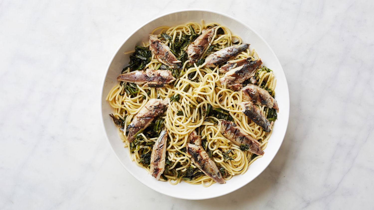 pasta with sardines and bitter greens