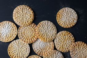 anise pizzelle cookies