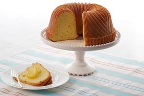 lemon bundt cake
