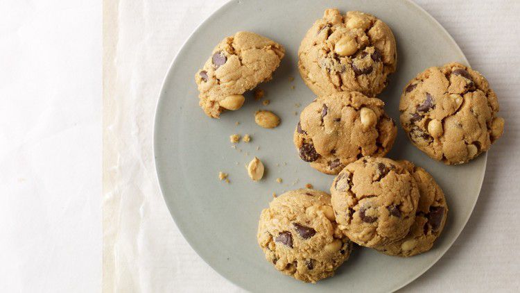 flourless peanut chocolate cookies