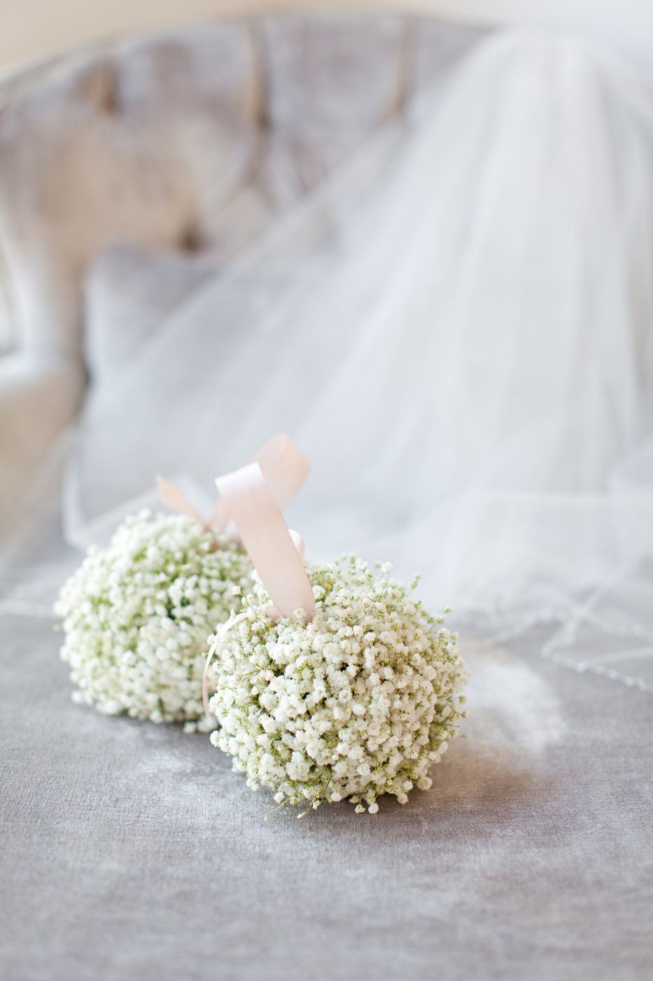pomander wedding bouquet with baby's breath