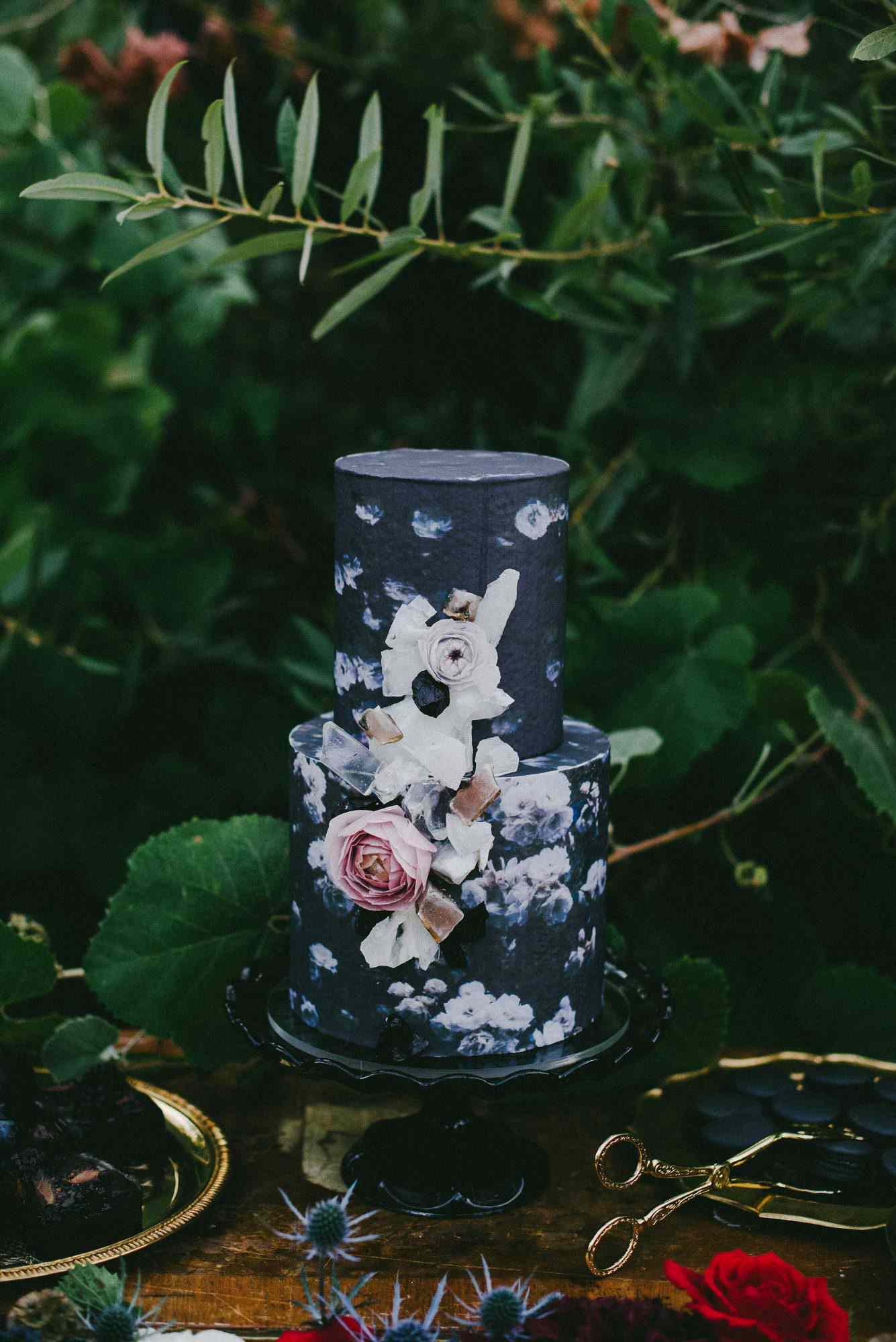 blue floral wedding cake