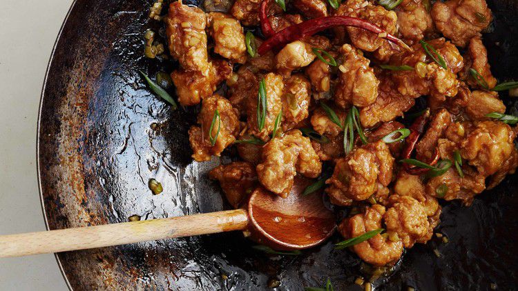 general tsos chicken in pan