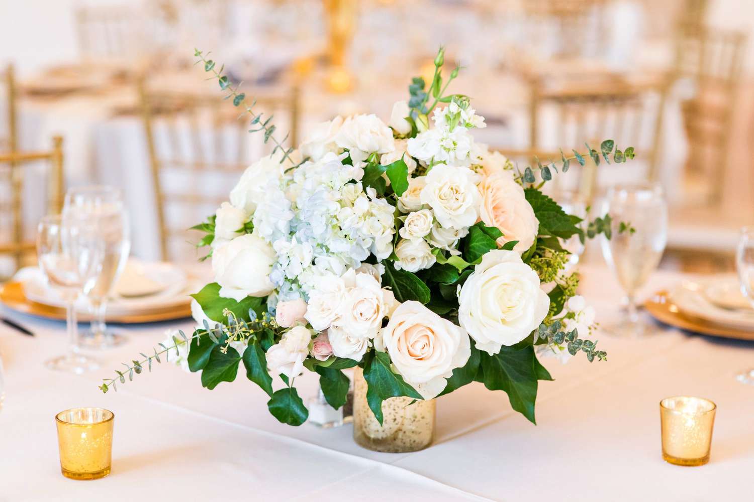 kenisha wendall wedding centerpieces flowers candles
