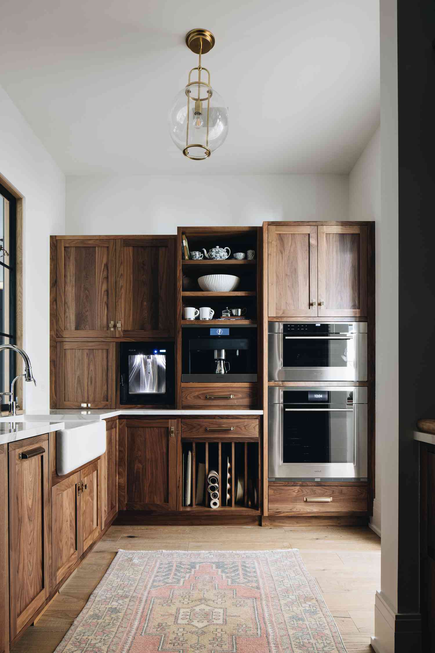 wood and white coffee bar idea