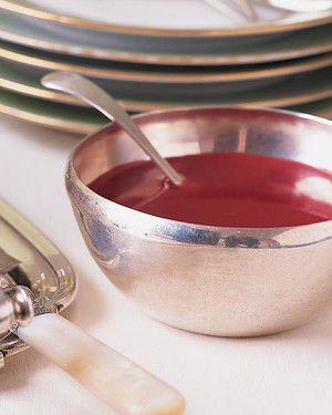 ml001l2_1299_raspberry_coulis.jpg
