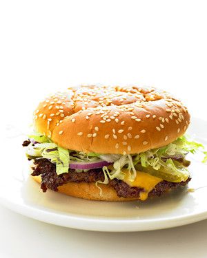 med104695_0609_cheeseburger.jpg