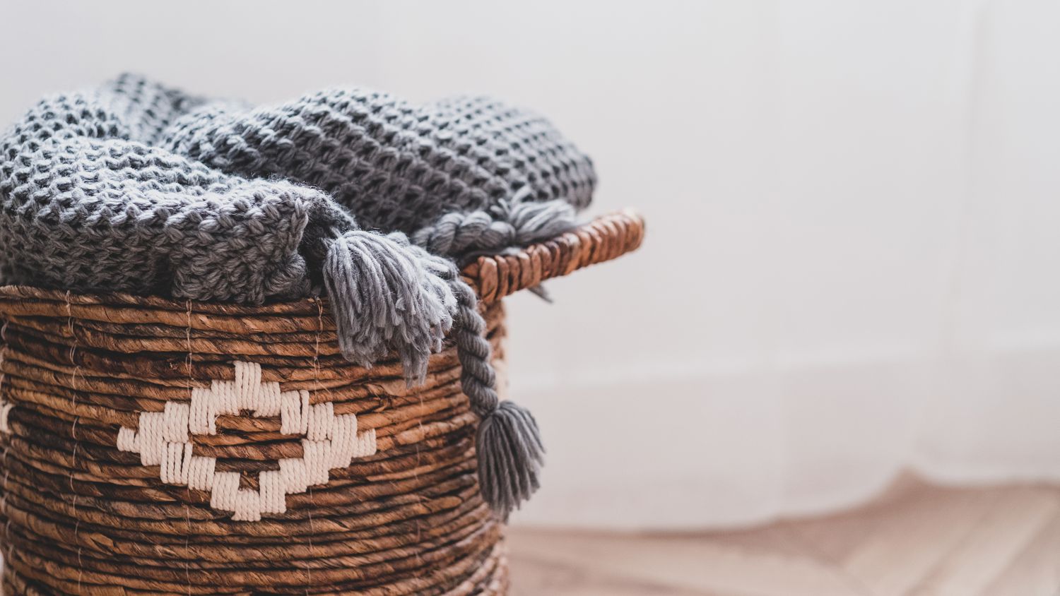 throw blankets in basket