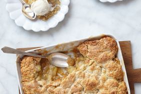 apple-cobbler-0446-d112370.jpg