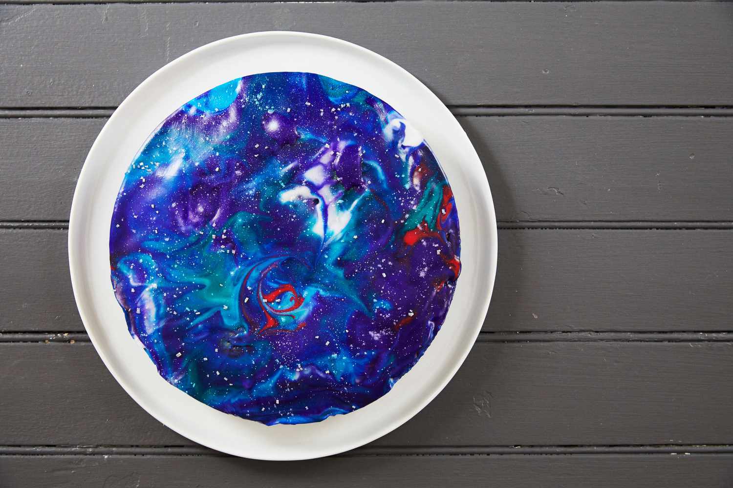 round galaxy cake