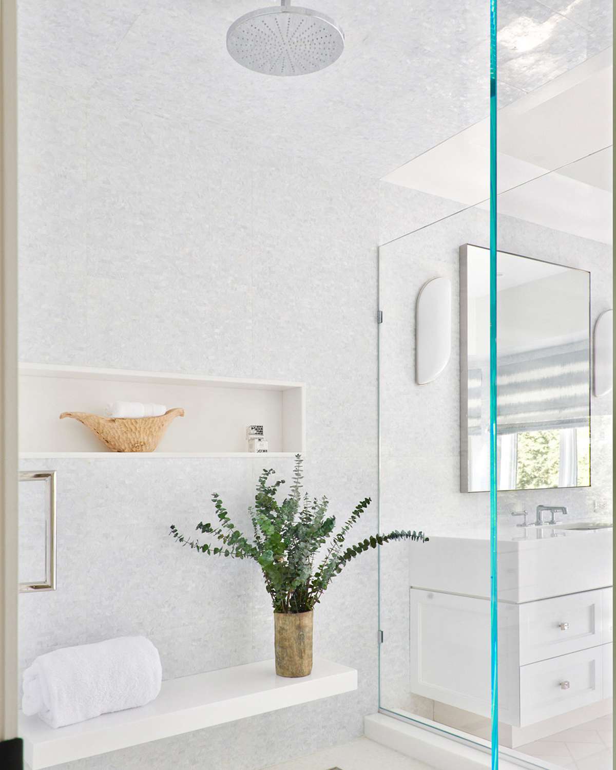 Crisp, Minimalist walk-in shower