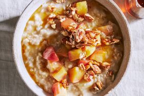 spiced apple oatmeal