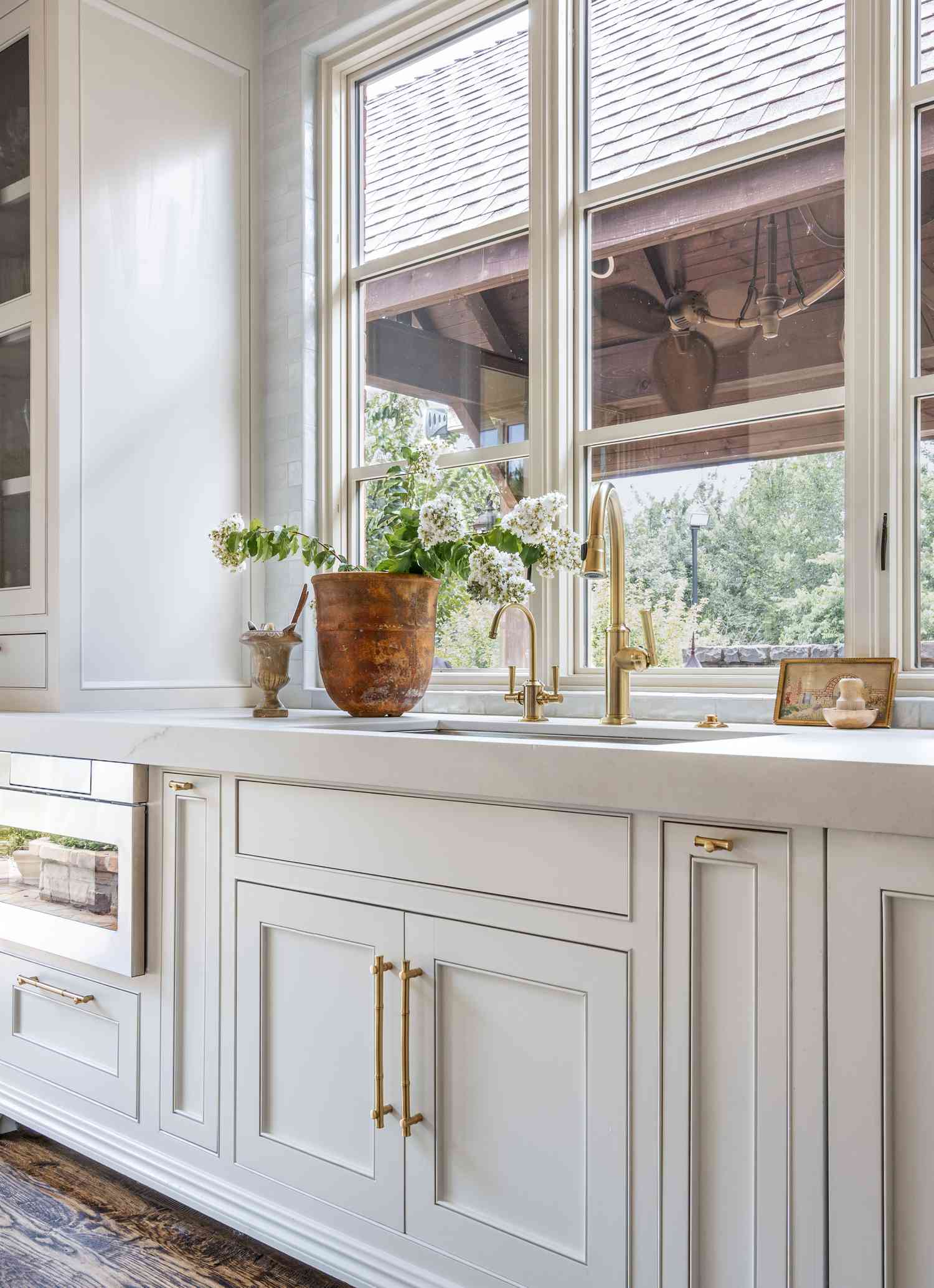 Micah and Co. white kitchen with hardware