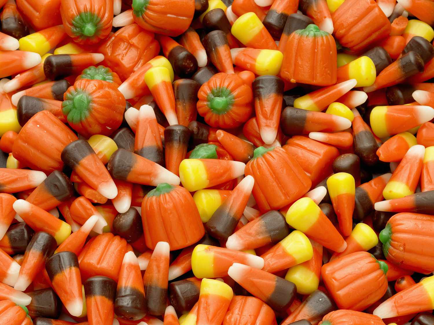 close-up of candy corn and pumpkin candy corn