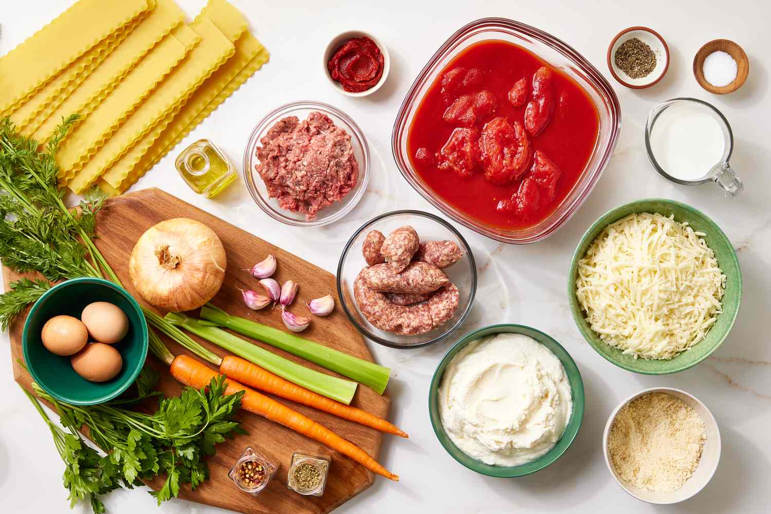Ingredients for Lasagna with Meat Sauce