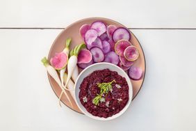Beet muhammara