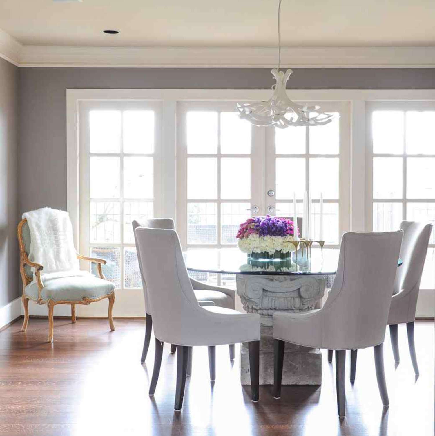 dsc_8968-edit_vert.jpg (skyword:208213)