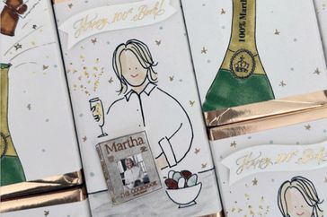 Illustration featuring decorvow