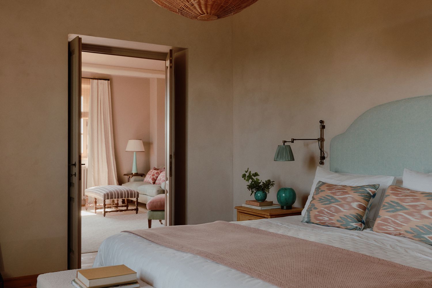 tuscan bedroom with beige walls